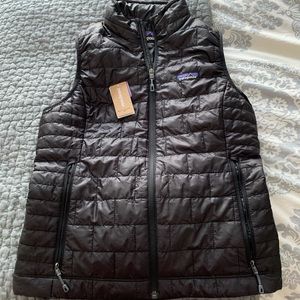 Patagonia women’s nano puff vest